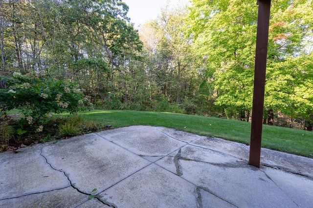 W6616 County Road V, Holmen, WI 54636