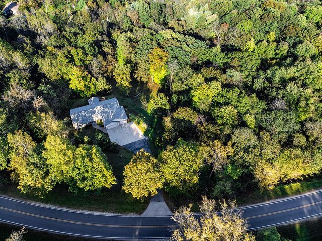 W6616 County Road V, Holmen, WI 54636