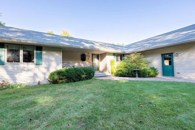 W6616 County Road V, Holmen, WI 54636