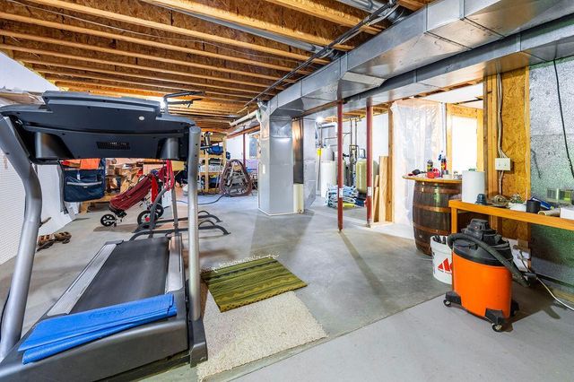 W6616 County Road V, Holmen, WI 54636