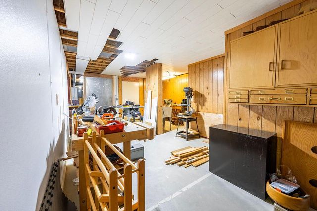 W6616 County Road V, Holmen, WI 54636