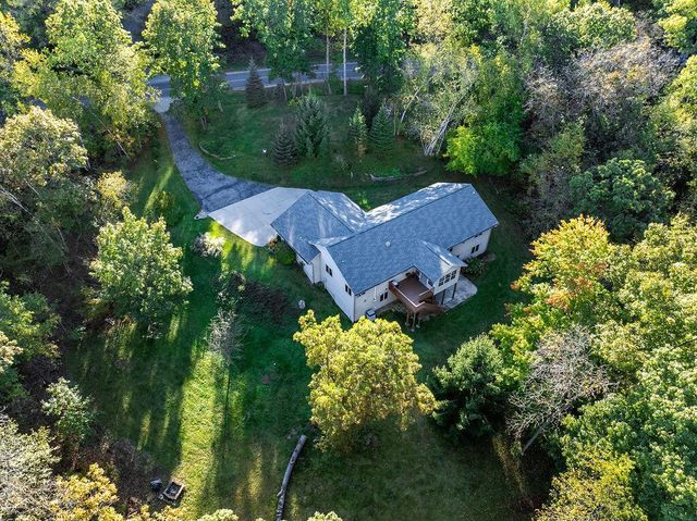 W6616 County Road V, Holmen, WI 54636