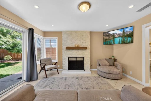 11251 Green Arbor, Riverside, CA 92505