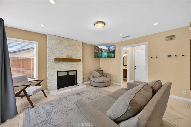 11251 Green Arbor, Riverside, CA 92505