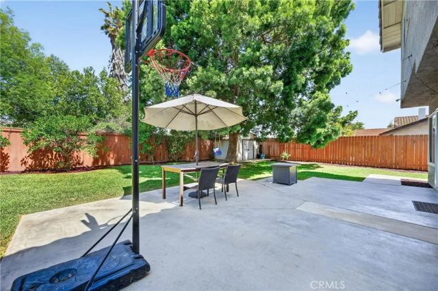 11251 Green Arbor, Riverside, CA 92505