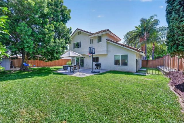 11251 Green Arbor, Riverside, CA 92505