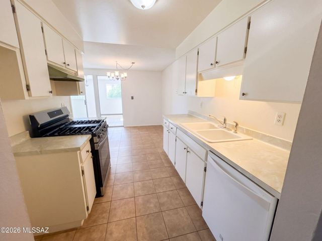 3431 S Champlain Avenue, Tucson, AZ 85730