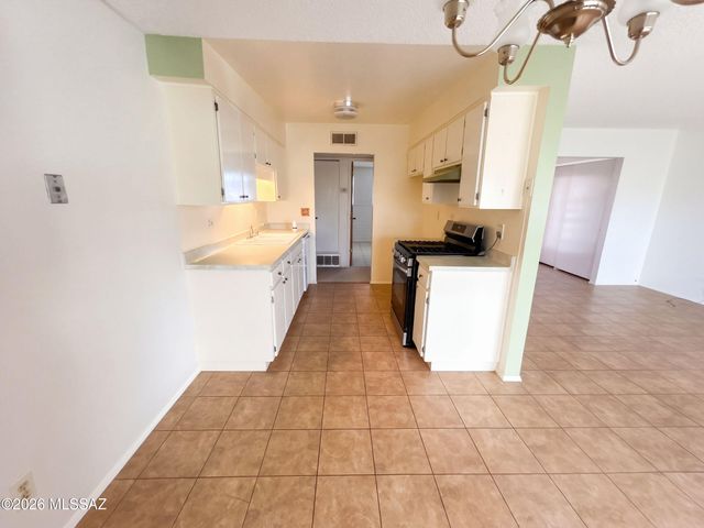 3431 S Champlain Avenue, Tucson, AZ 85730