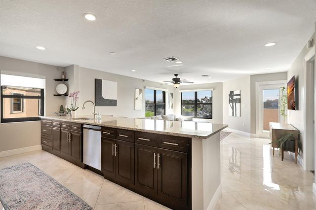 6646 Villa Sonrisa Drive 520, Boca Raton, FL 33433