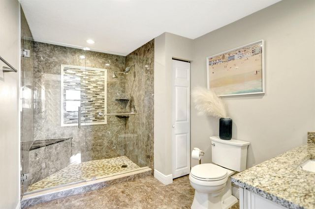 6646 Villa Sonrisa Drive 520, Boca Raton, FL 33433