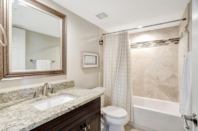 6646 Villa Sonrisa Drive 520, Boca Raton, FL 33433