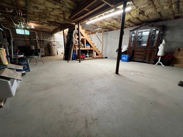 330 Pelham Road, Dracut, MA 01826