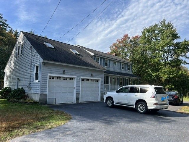 330 Pelham Road, Dracut, MA 01826