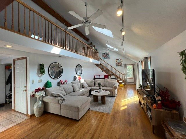 330 Pelham Road, Dracut, MA 01826