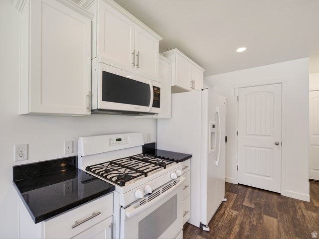 98 E HARMONY CT, Saratoga Springs, UT 84045