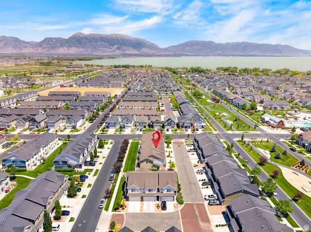 98 E HARMONY CT, Saratoga Springs, UT 84045