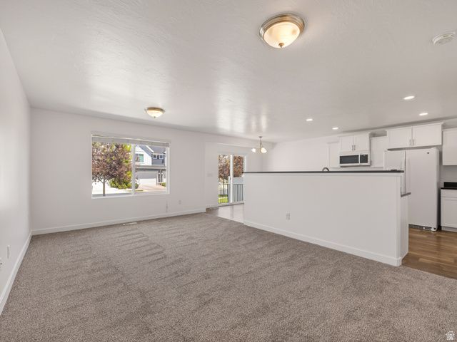 98 E HARMONY CT, Saratoga Springs, UT 84045