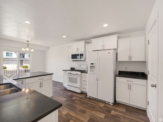 98 E HARMONY CT, Saratoga Springs, UT 84045