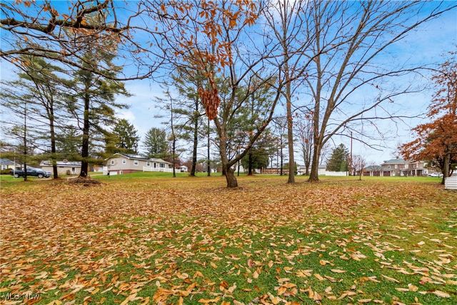 3229 Nolan Road, Zanesville, OH 43701