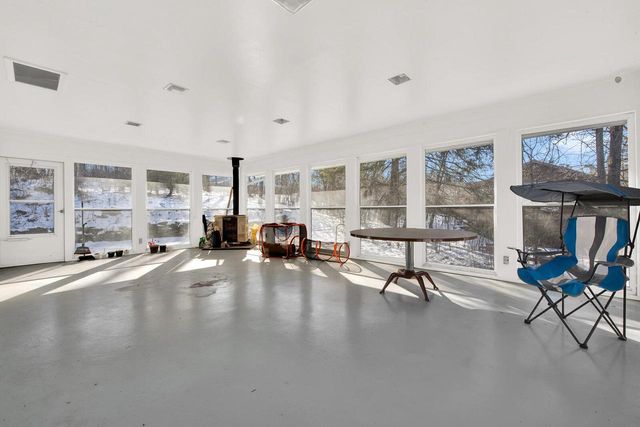 1435 Victoria CIRCLE N, Elm Grove, WI 53122