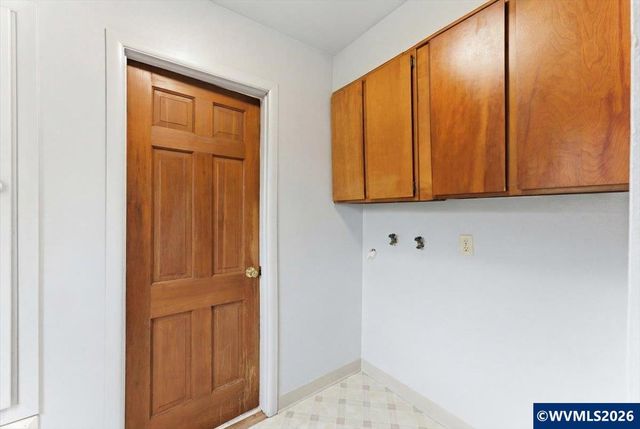 2515 Brown Rd NE, Salem, OR 97305