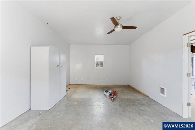 2515 Brown Rd NE, Salem, OR 97305