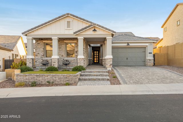 737 E NIGHTHAWK Way, Phoenix, AZ 85048