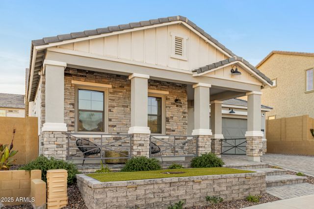 737 E NIGHTHAWK Way, Phoenix, AZ 85048