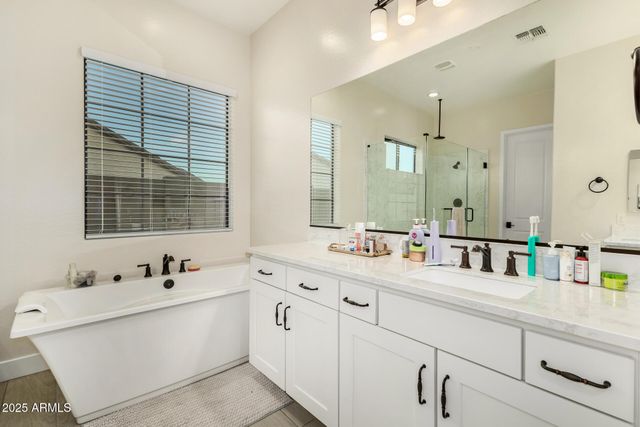 737 E NIGHTHAWK Way, Phoenix, AZ 85048