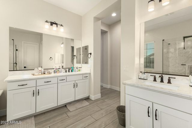 737 E NIGHTHAWK Way, Phoenix, AZ 85048