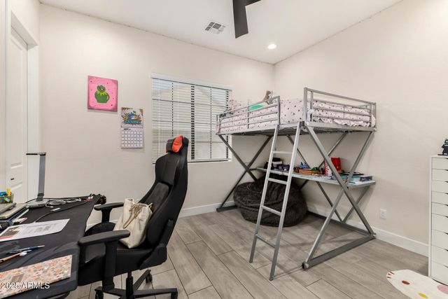 737 E NIGHTHAWK Way, Phoenix, AZ 85048