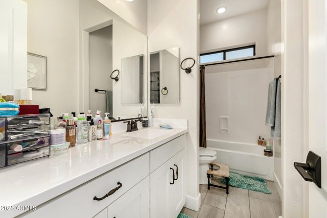 737 E NIGHTHAWK Way, Phoenix, AZ 85048