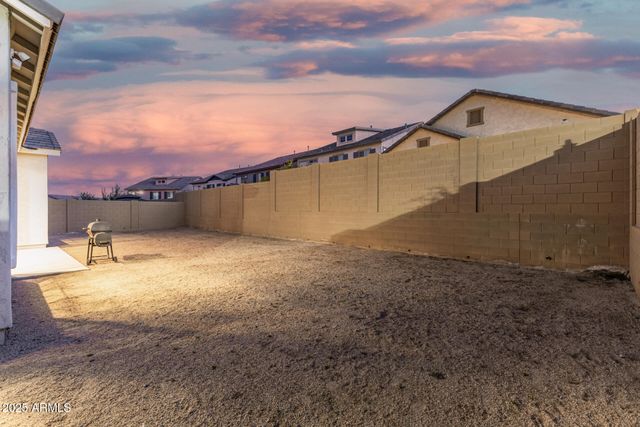 737 E NIGHTHAWK Way, Phoenix, AZ 85048