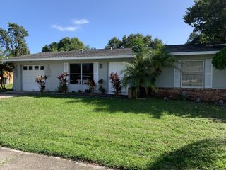 273 NE Ardsley Drive, Port St Lucie, FL 34983