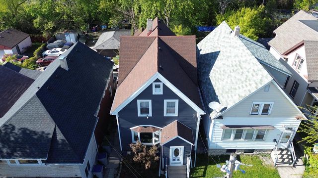 3200 Pierce STREET, Milwaukee, WI 53215