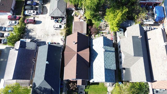 3200 Pierce STREET, Milwaukee, WI 53215