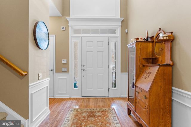 98 MCCONKEY DR, Washington Crossing, PA 18977