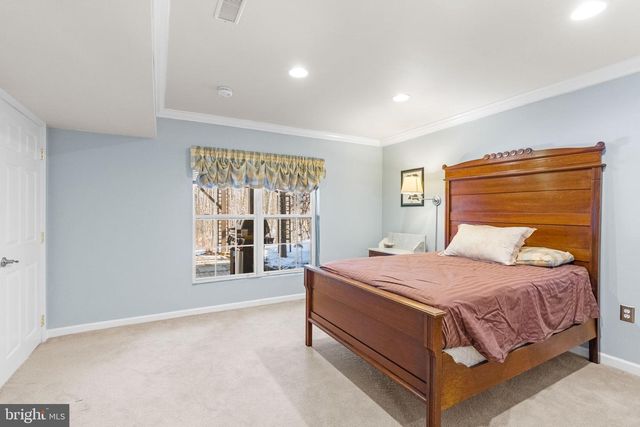 98 MCCONKEY DR, Washington Crossing, PA 18977