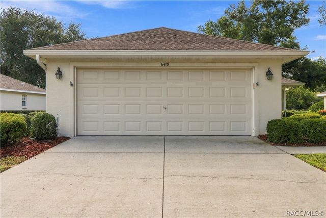 6410 W Cannondale Drive, Crystal River, FL 34429