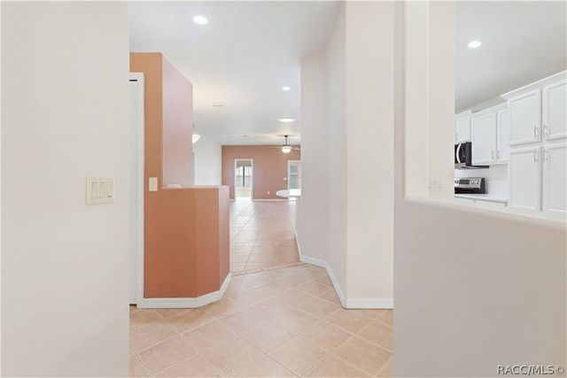 6410 W Cannondale Drive, Crystal River, FL 34429