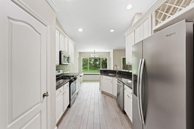 2622 SW Longboat Way, Palm City, FL 34990