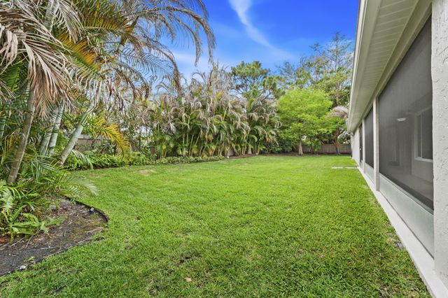 2622 SW Longboat Way, Palm City, FL 34990