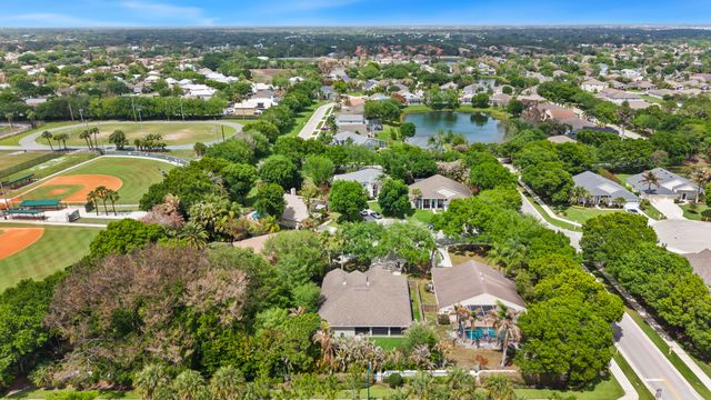 2622 SW Longboat Way, Palm City, FL 34990