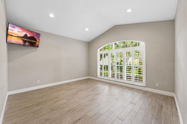 2622 SW Longboat Way, Palm City, FL 34990