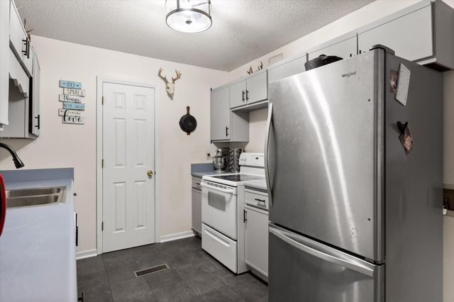 1884 Peavine Road, Rock Spring, GA 30739