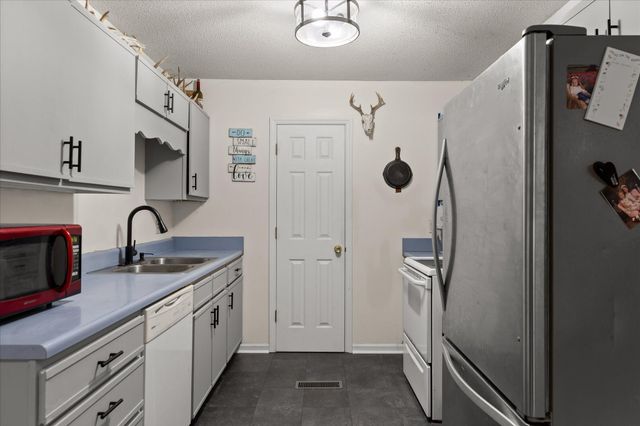 1884 Peavine Road, Rock Spring, GA 30739