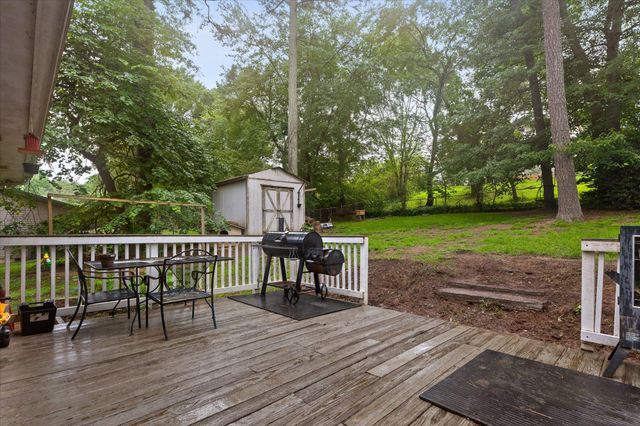 1884 Peavine Road, Rock Spring, GA 30739