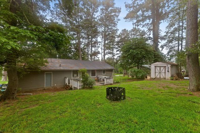 1884 Peavine Road, Rock Spring, GA 30739