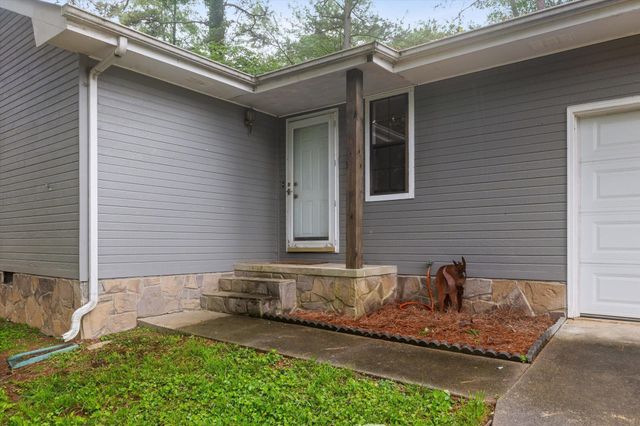 1884 Peavine Road, Rock Spring, GA 30739