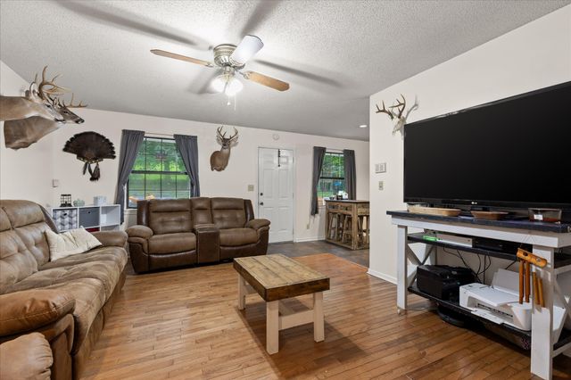 1884 Peavine Road, Rock Spring, GA 30739